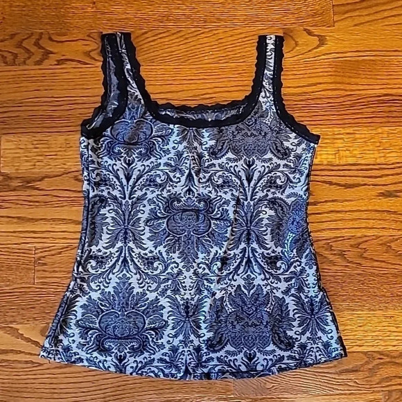 White House Black Market Top - Picture 3 of 4